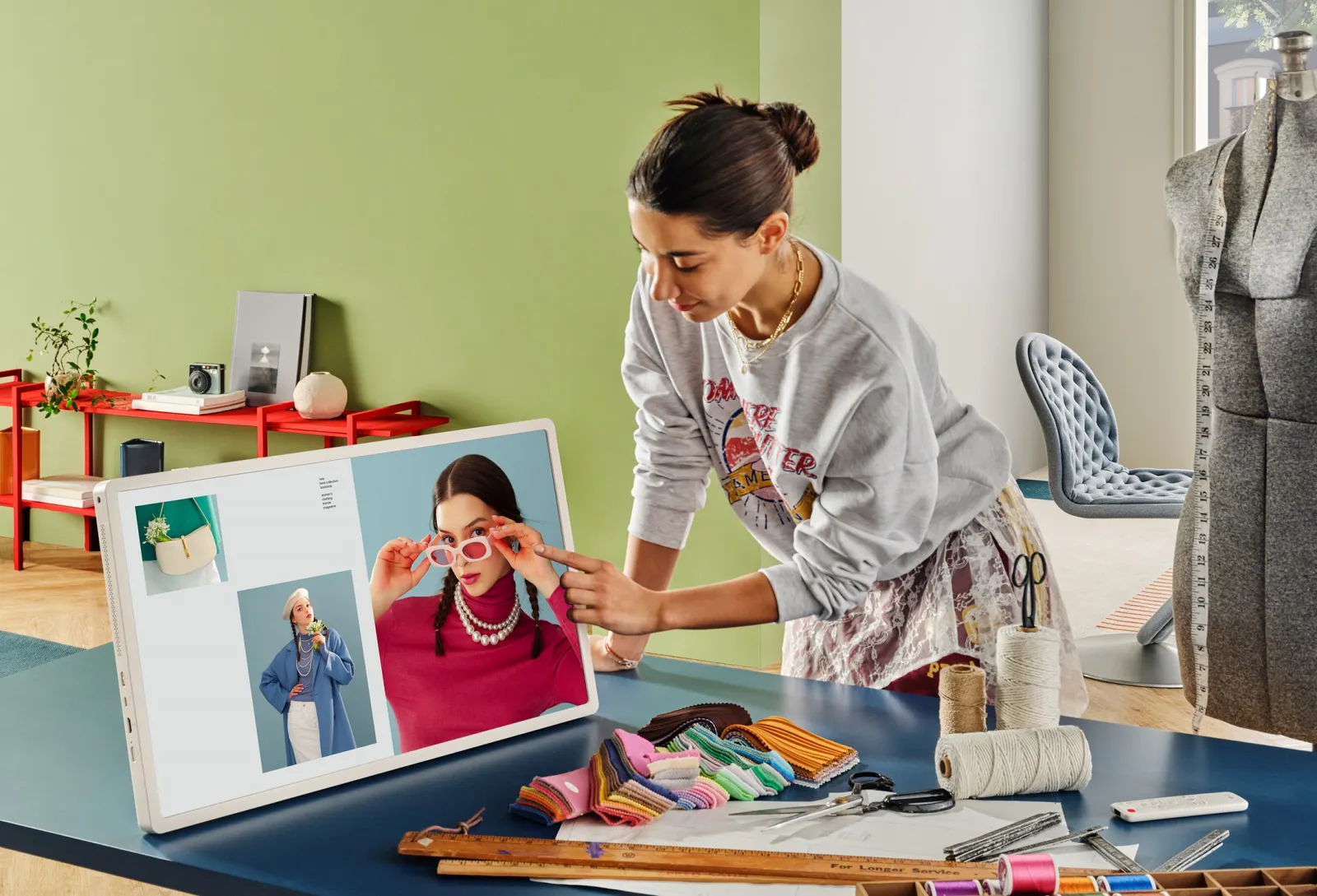 LG Rilis Monitor Portabel StandbyME 2 dengan Layar 27 Inci QHD 20 -Image-LG-StanbyME-2_1