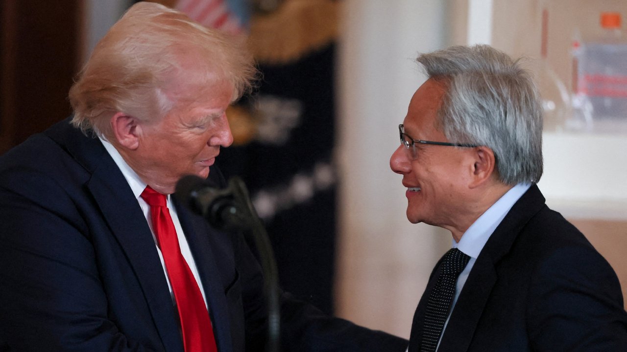 Trump Sempat Ingin Bubarkan NVIDIA, Sebelum Tahu Siapa Jensen Huang 32 NVIDIA Jensen Huang Trump
