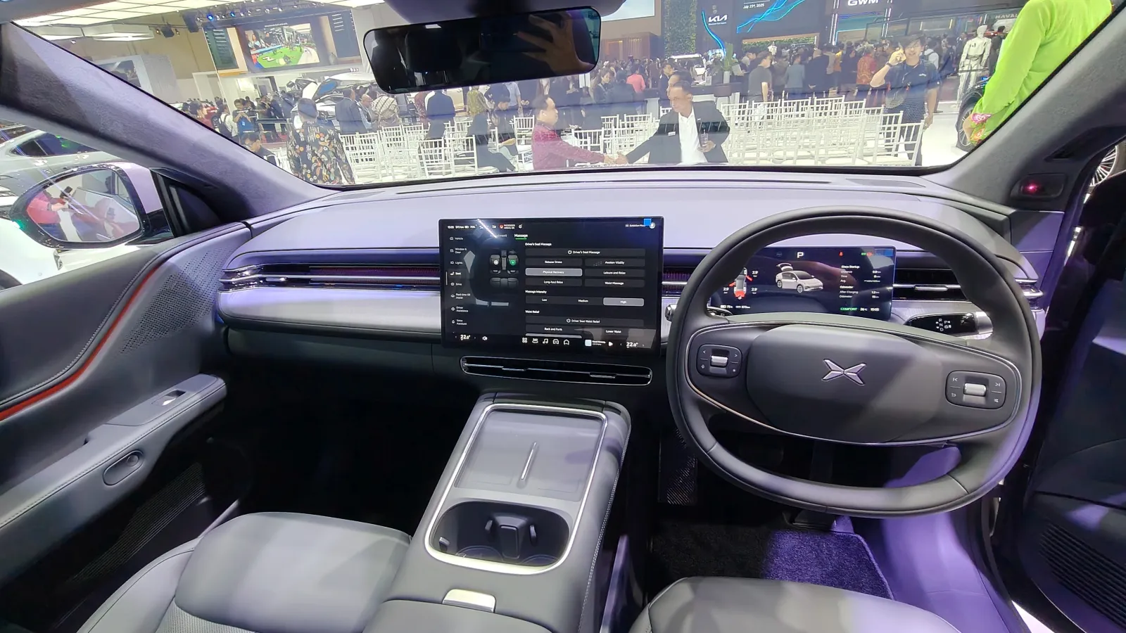 XPENG Debut di GIIAS 2025, Luncurkan G6 Pro dan X9 CKD 2 xpeng giias 2025 4