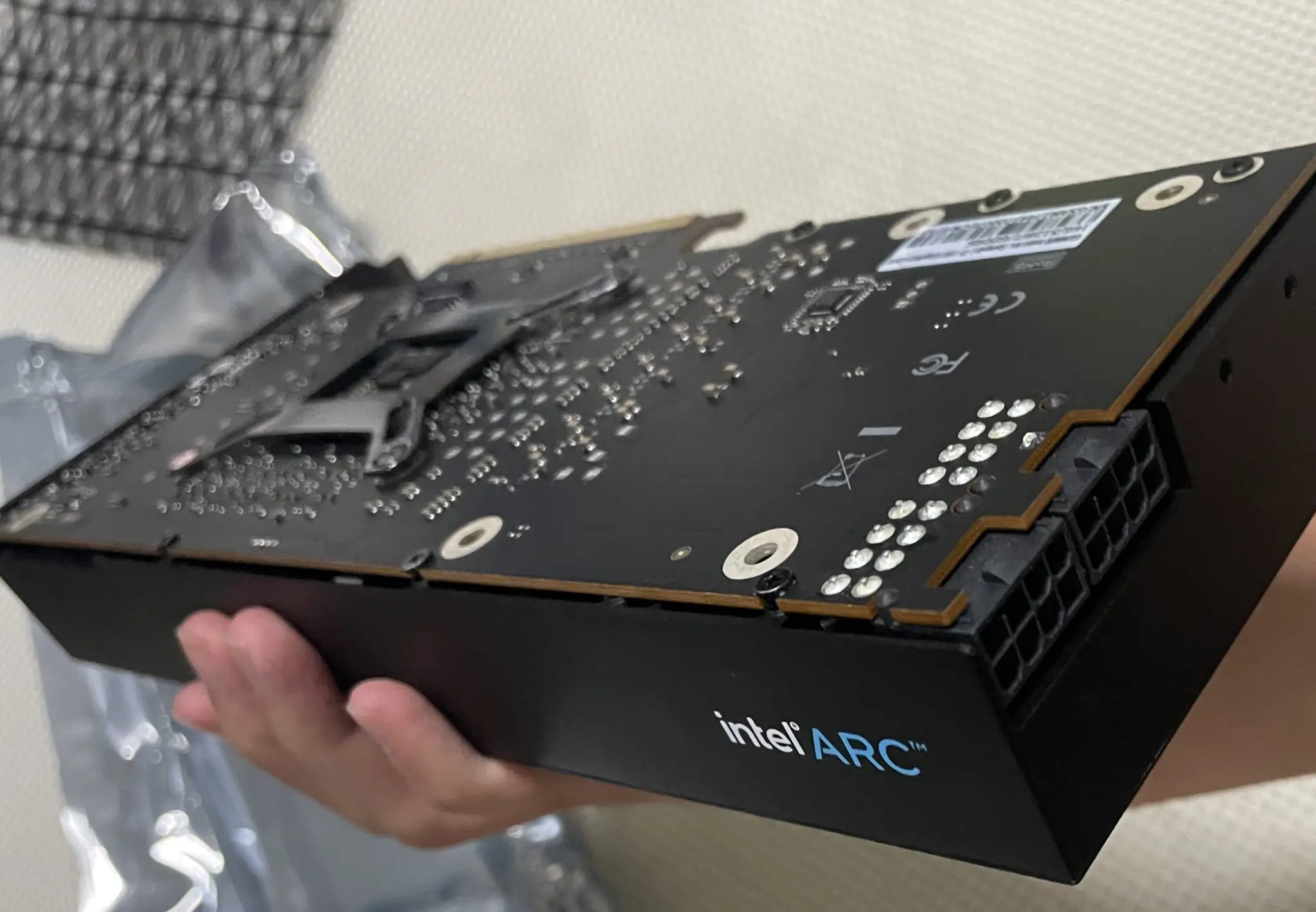 GPU Intel Arc A750 Muncul di Internet dengan Memori 16GB 7 Intel ARC A750 16GB
