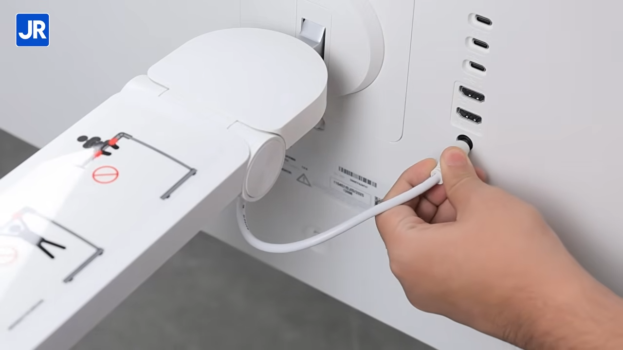 Review LG Smart Monitor Swing (32U889SA): Paket Lengkap Fleksibel, Siap Pakai, Unik, Banyak Fungsi 9 LG Smart Monitor Swing 9