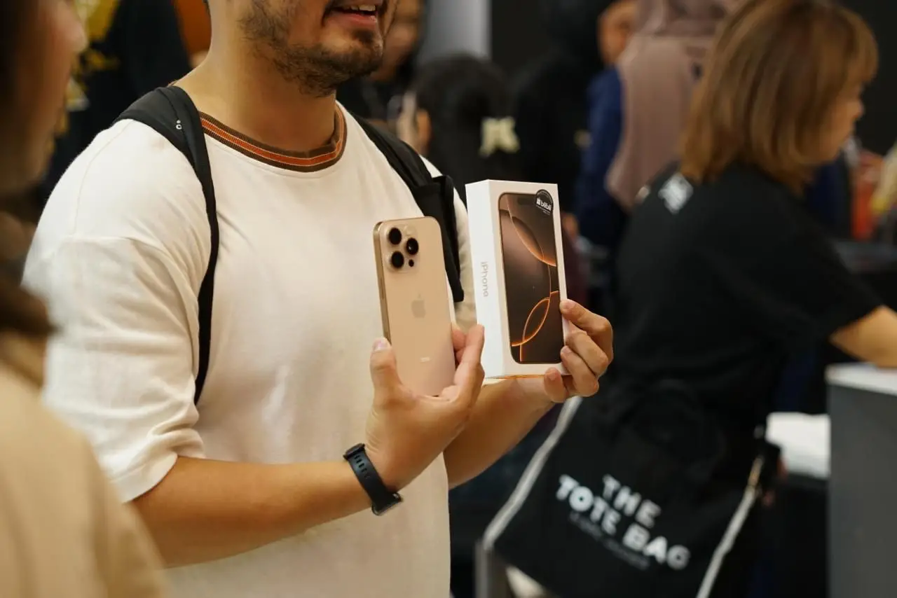 Beli Produk Apple Baru? Cari yang Berstiker Hitam Blibli, Dapat Gratis Perlindungan Lengkap Hingga 24 Bulan 24 Sticker Hitam Blibli