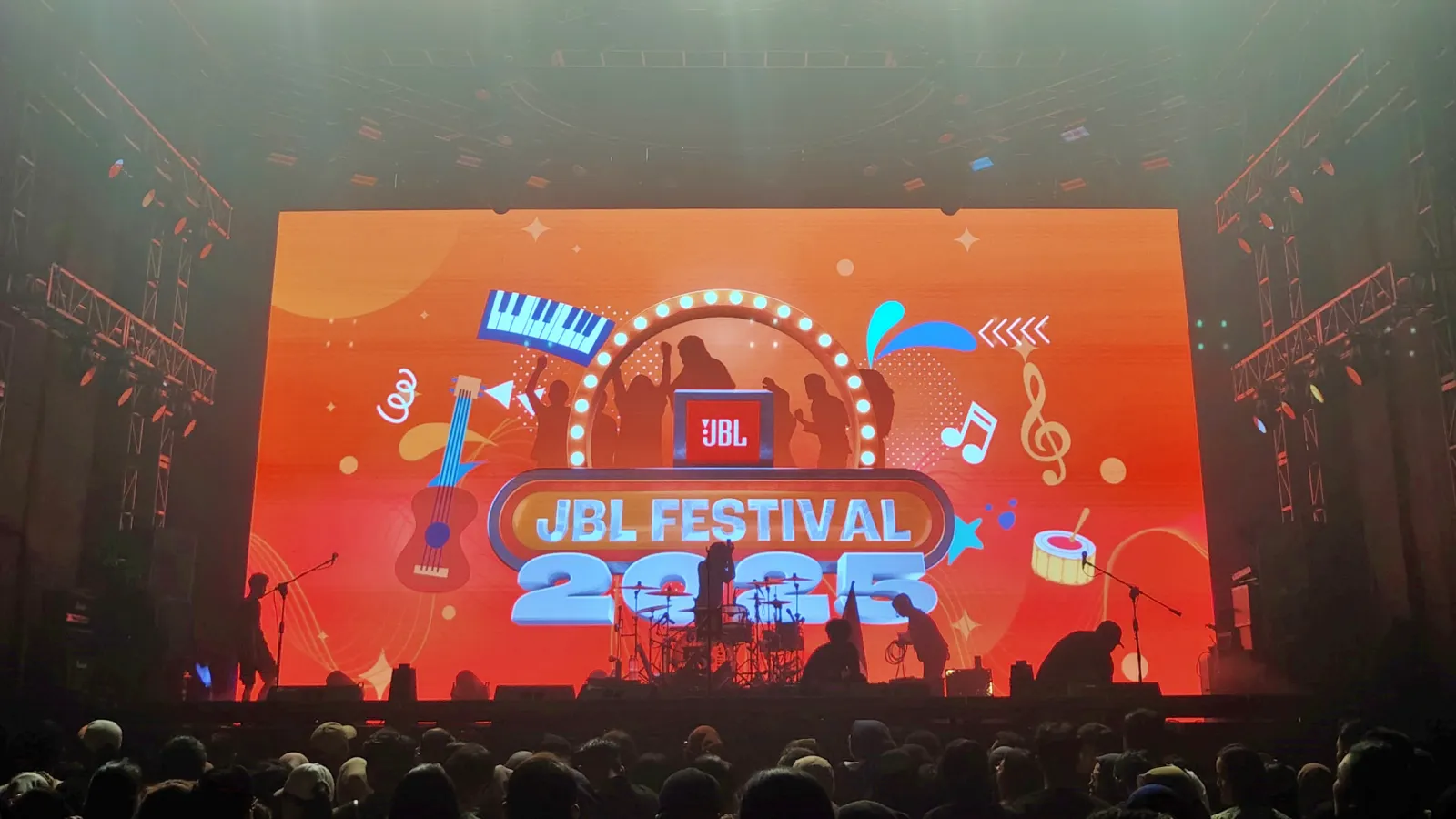 JBL Festival 2025 Sukses Digelar, Tampilkan Slank Hingga Tiara Andini 7 jbl festival 2025