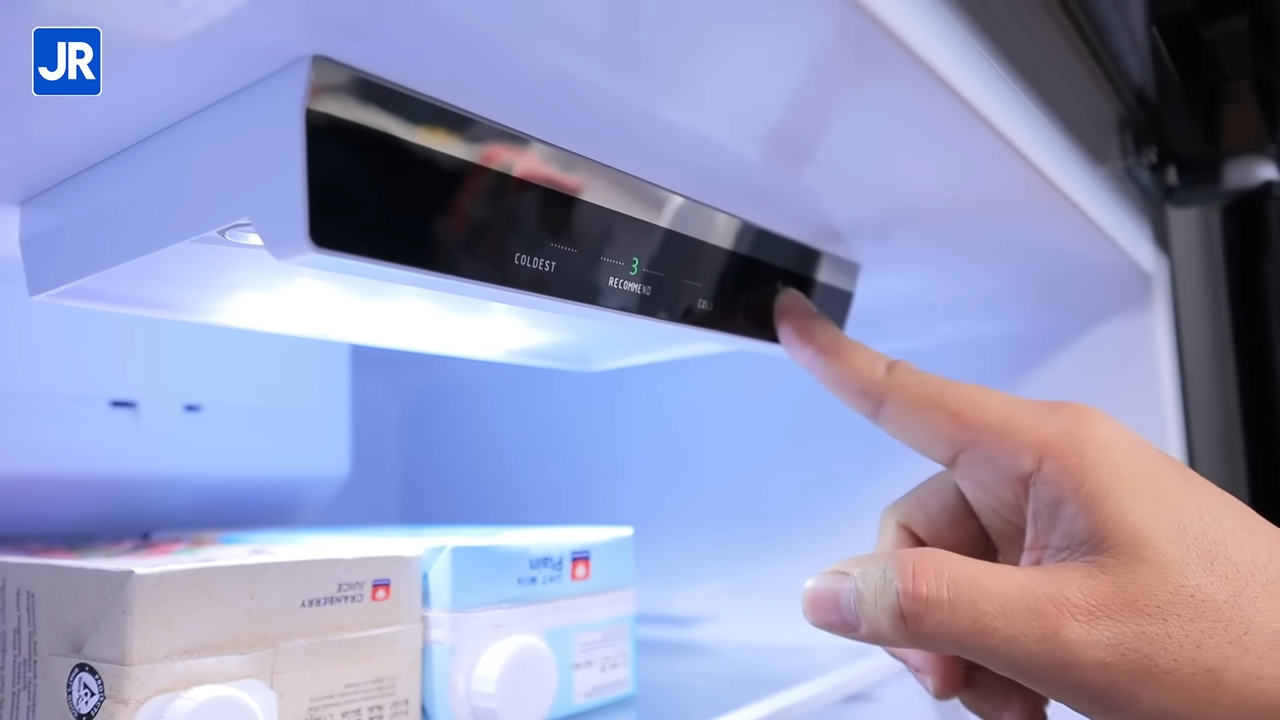 Changhong FTM285 NIB 18