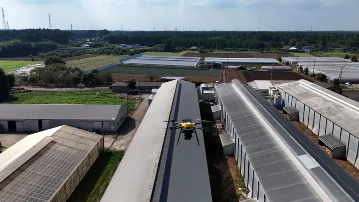 Perusahaan Jepang Kembangkan Drone Dengan Laser untuk Lindungi Peternakan Ayam dari Flu Burung 2 Drone Laser