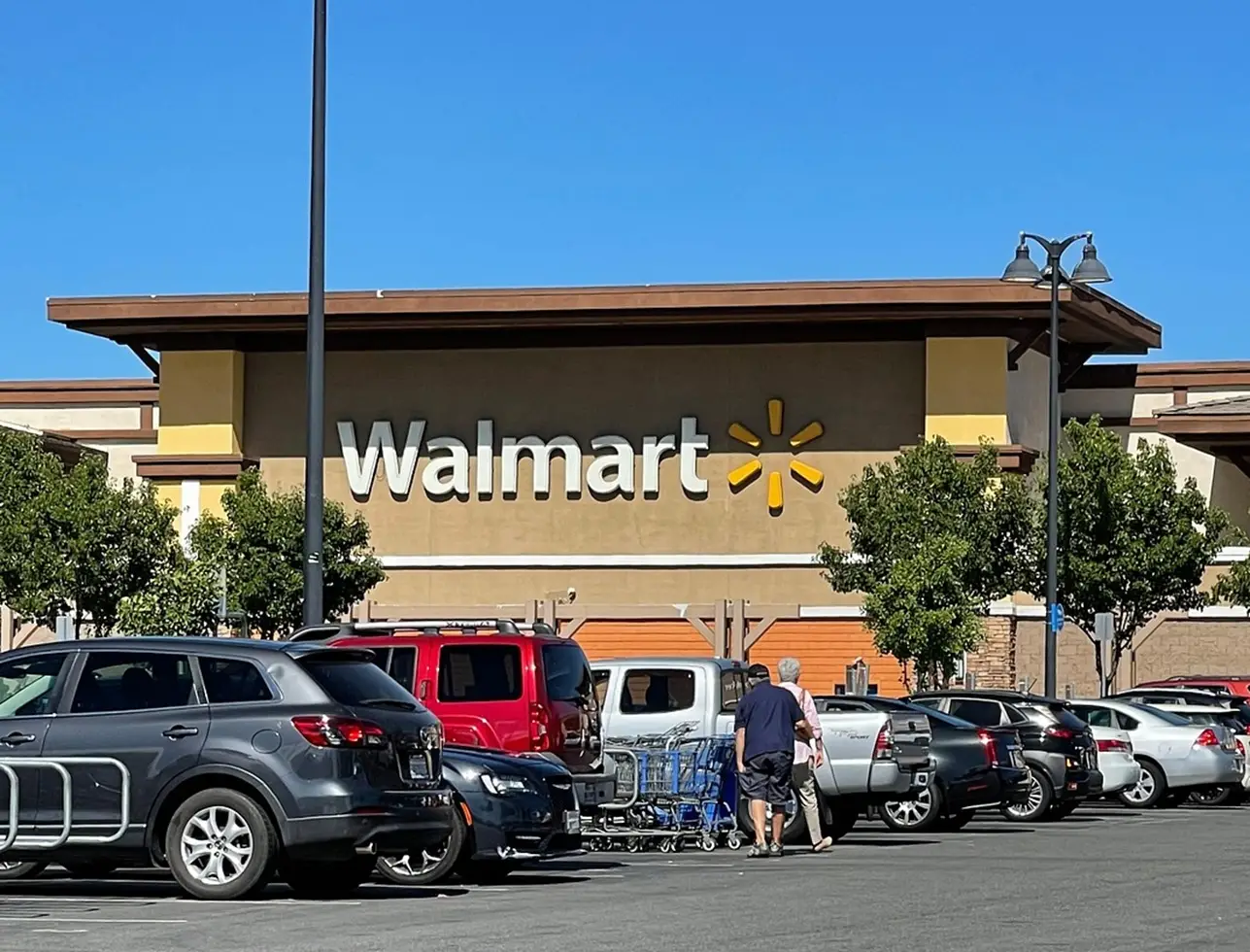 Walmart Gandeng OpenAI, Belanja Kini Bisa Langsung Lewat ChatGPT 18 Walmart