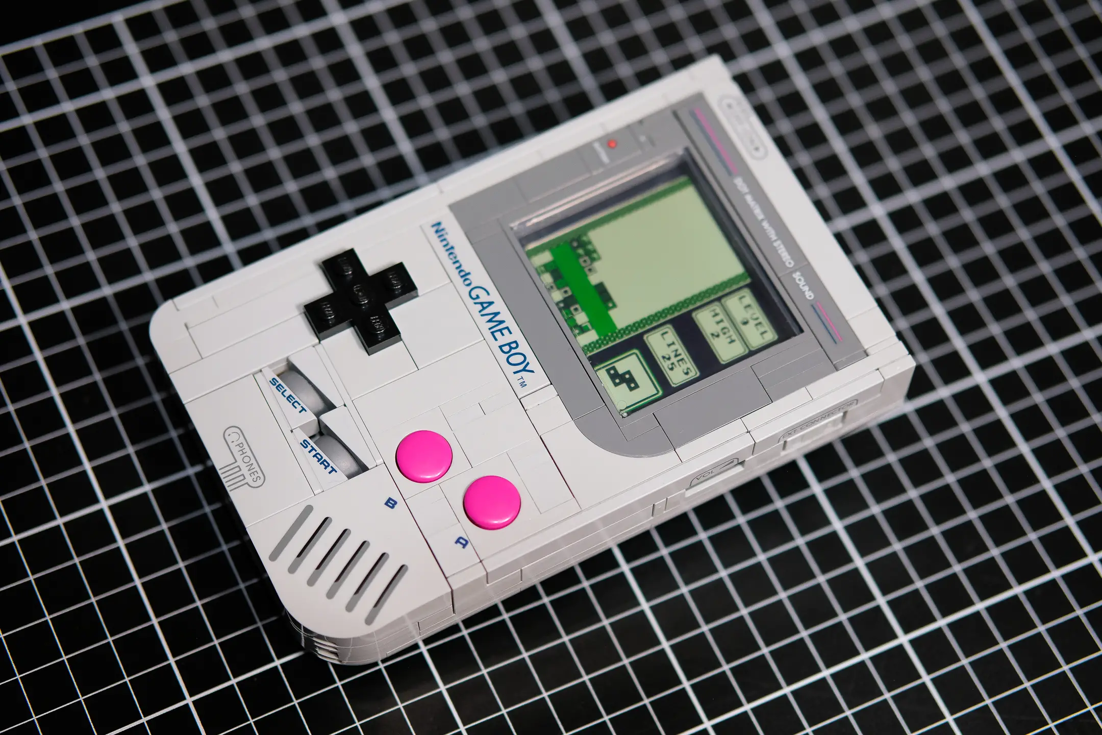 Modder Sulap LEGO Game Boy Menjadi Handheld Console Sungguhan 19 bd078550410a1b5122d35931be096930