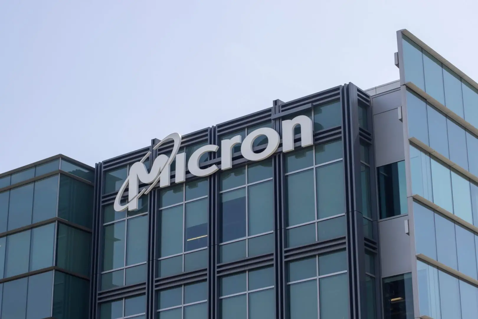 Micron Bakal Tinggalkan Pasar Chip Server China? 4 micron semiconductor