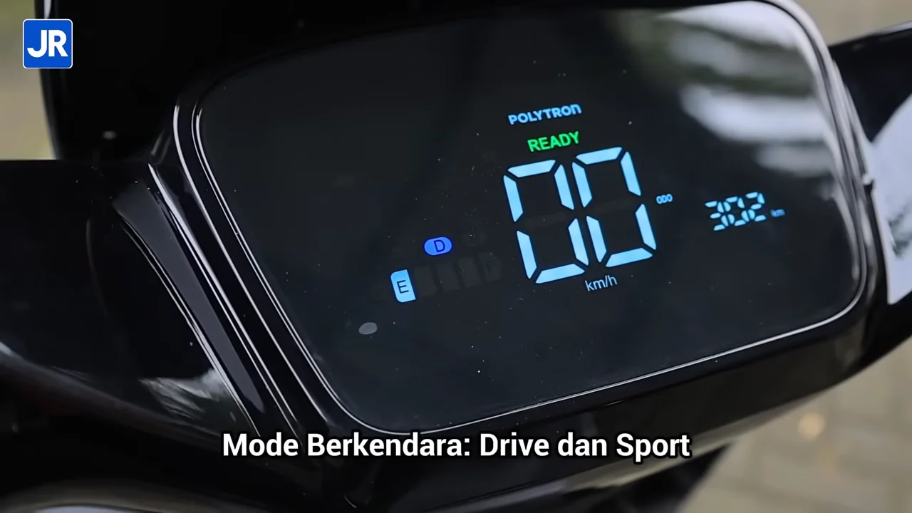 Review Polytron Fox 200: Rp 11 Jutaan, Punya Cruise Control dan Alarm Kalo Salah Belok! 7 Polytron Fox 200 7