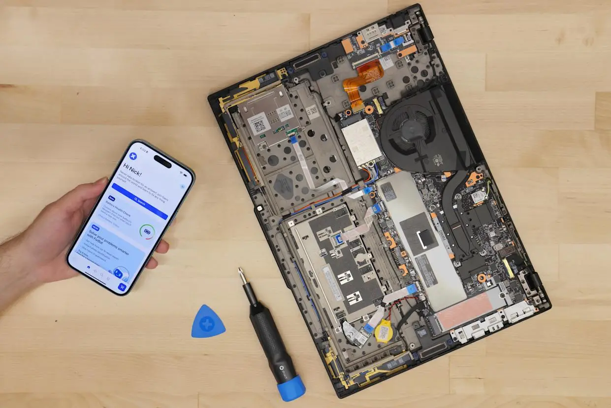 iFixit Rilis Aplikasi Baru dengan FixBot, Siap Dampingi Proses Perbaikan 15 Aplikasi iFixit