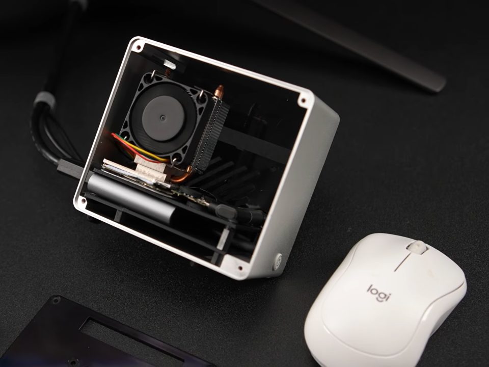 Ketika Mainboard Smartphone Android Dijadikan Mini PC: Bisa Dipakai Layaknya PC Sungguhan? 1 Mini PC