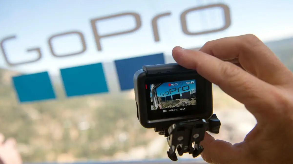GoPro PHK karyawan