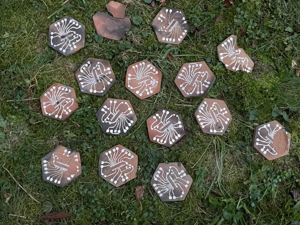 PCB dari tanah liat