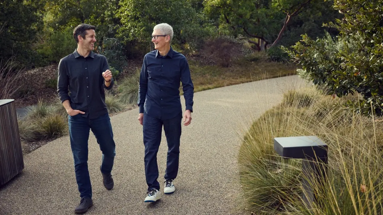 Tim Cook CEO Apple