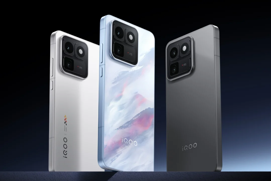 iQOO 15T Diumumkan: Usung Dimensity 9500 Monster Chip, Baterai 8000 mAh, hingga Kamera 200 MP 12 8093afe64aac042fb1001cc9eea1a491