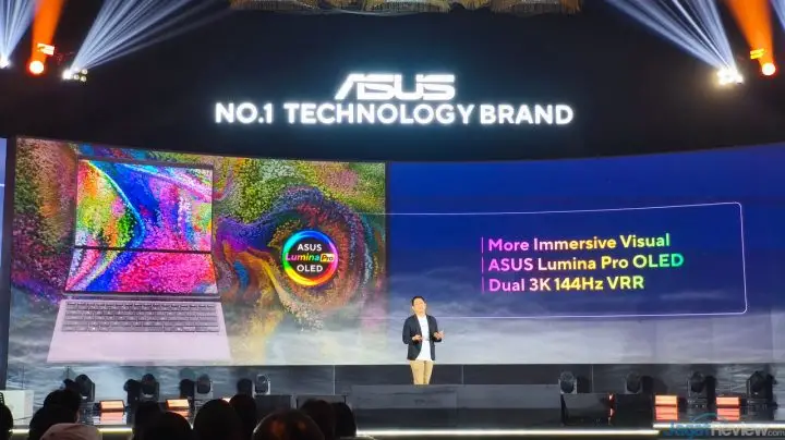 ASUS Panther Lake 11