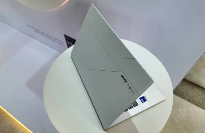 Acer Swift Series Generasi Terbaru Resmi Diumumkan, Usung Prosesor Intel Core Ultra Serta Bodi Tipis dan Ringan 5 Acer Swift Edge 14 AI - Back