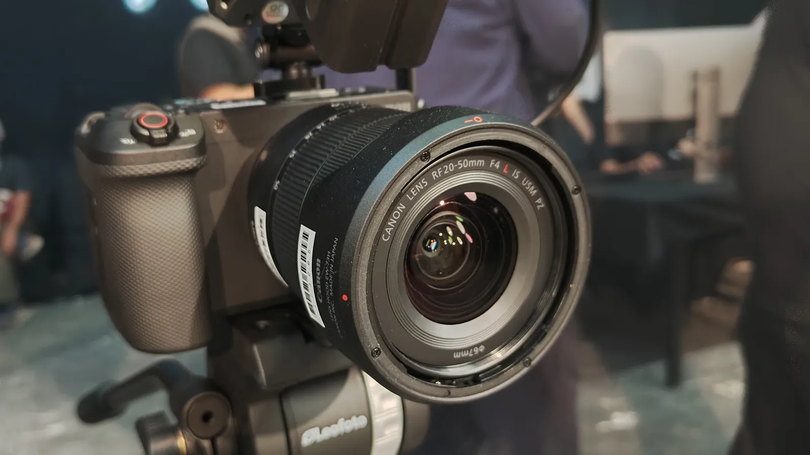 Canon RF20 50mm f4L IS USM PZ (1)