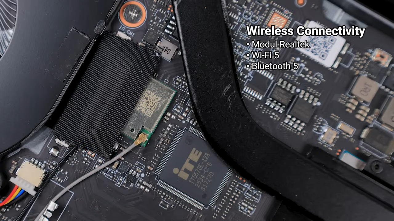 Review Polytron Luxia with AMD Ryzen 5: Rp 7 Jutaan, Kencang, Upgradeable, 5X USB, ADP+ 7 Polytron Luxia with AMD Ryzen 5 7