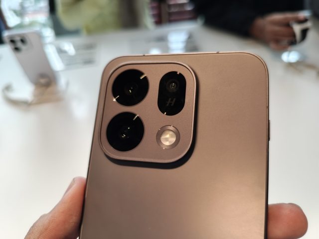 OPPO Find X9 Ultra dan Find X9s Hadir, Dua Flagship yang Unjuk Gigi di Kamera 24 d8e52d16639e59822f40c6f86fa301ec