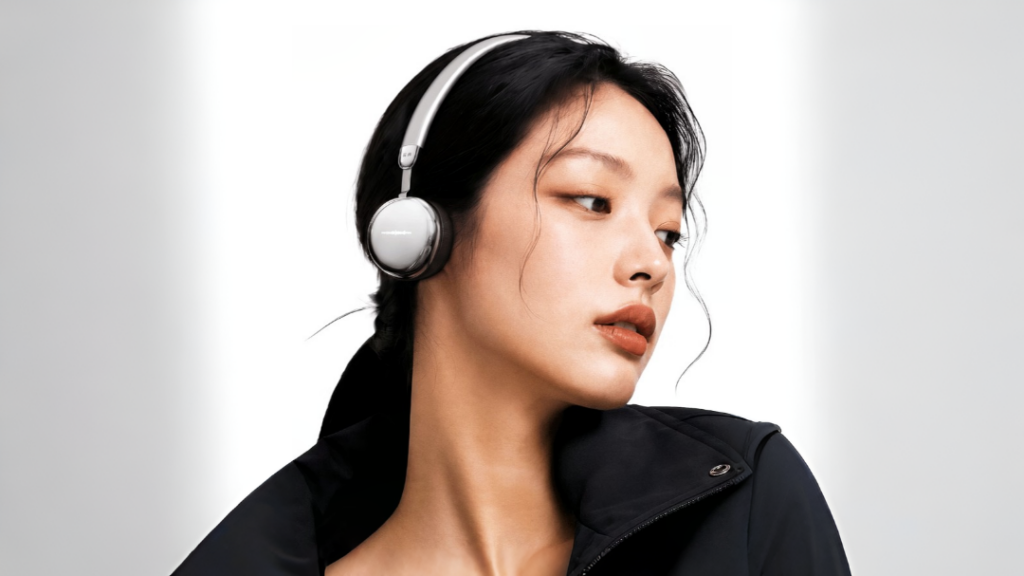 Edifier Auro Ace Dirilis, Headphone dengan Layar Animasi di Earcup 6 f1d1b81420336bf6bc1c849ae5e65b08