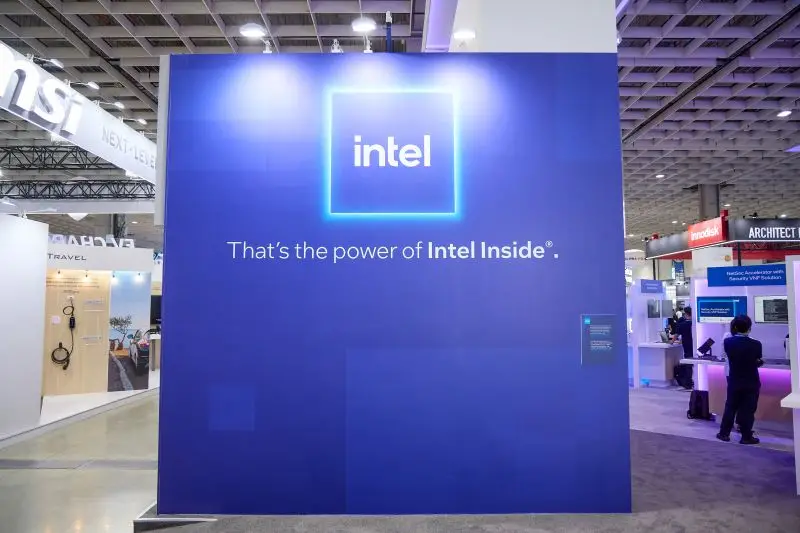 Intel Pamer GPU 480GB, Ethernet 200GbE, hingga Framework Robotika di Computex 2026 2 Intel Computx 2026