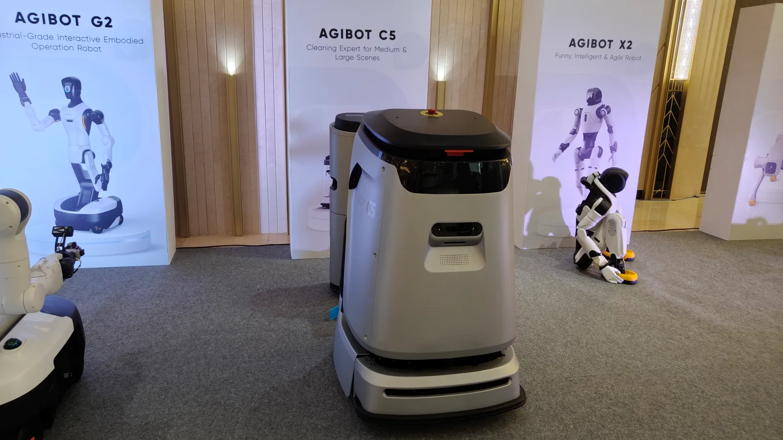 AGIBOT Resmi Hadir di Indonesia, Bawa Robot Humanoid Canggih Berbasis AI! 6 IMG20260609153544