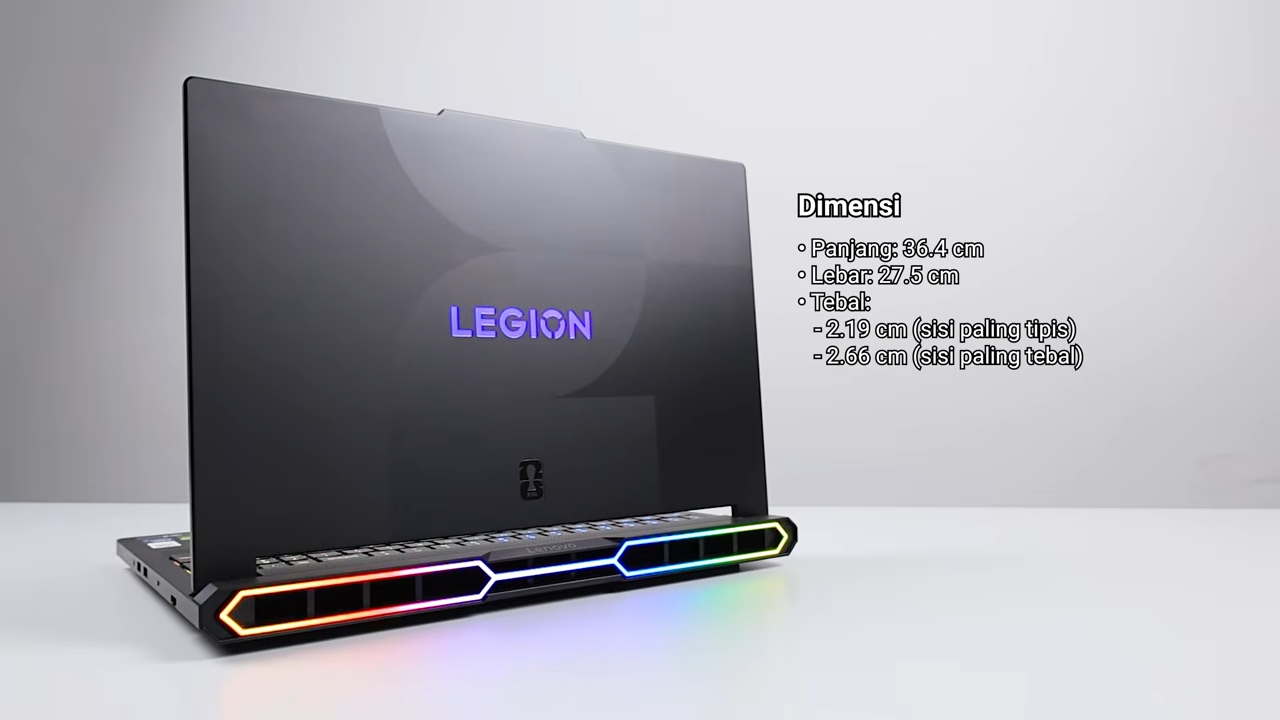 Lenovo Legion Pro 7i FIFA World Cup Edition 10