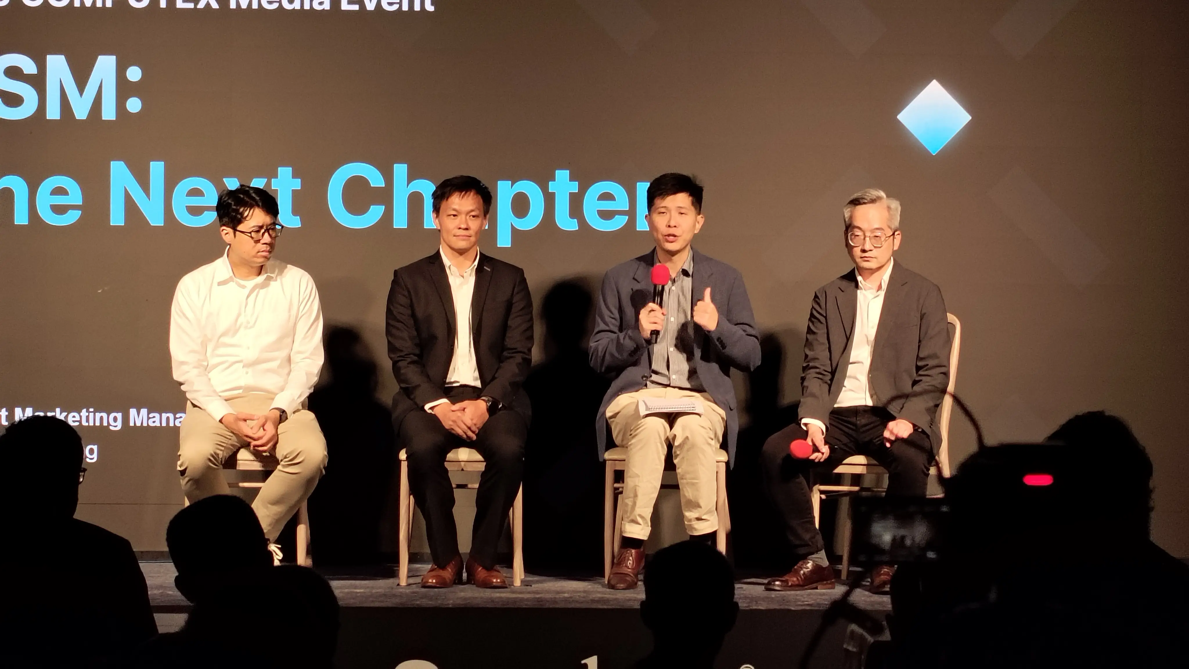 Synology Siapkan DSM Generasi Baru, AI Bisa Jalan Lokal Tanpa Kirim Data ke Cloud 9 Synology DSM Computex 2026