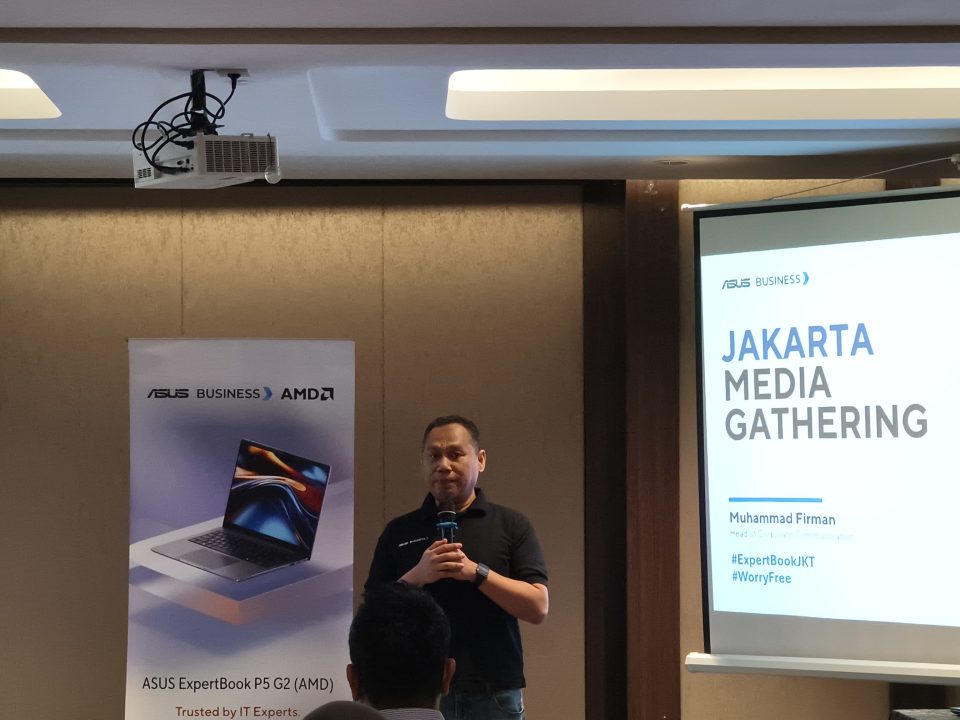 ASUS ExpertBook P5 G2 Resmi Hadir di Indonesia, Ini Harga dan Spesifikasi Lengkapnya! 1 ASUS ExpertBook P5 G2 AMD