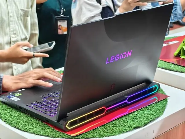 Dari Tablet Ringkas Hingga Laptop Gaming, Ini Jajaran Produk Lenovo FIFA World Cup 26 Edition! 5 Legion Pro 7i FIFA World Cup 26 Edition (Back)