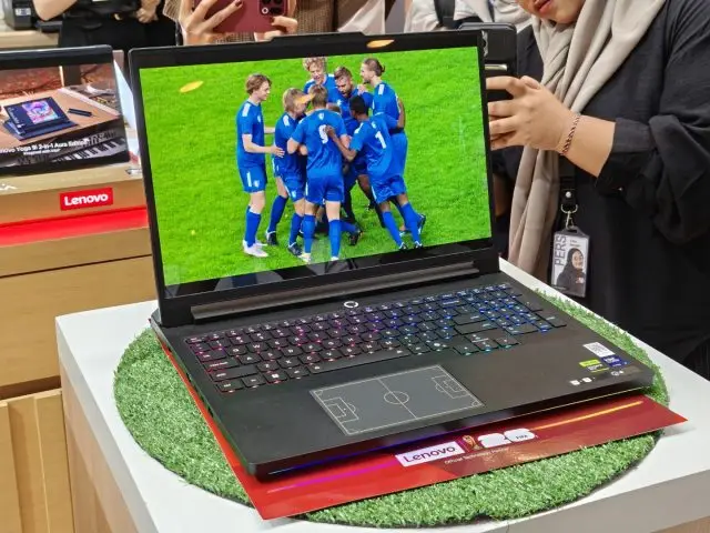 Dari Tablet Ringkas Hingga Laptop Gaming, Ini Jajaran Produk Lenovo FIFA World Cup 26 Edition! 6 Legion Pro 7i FIFA World Cup 26 Edition (Front)