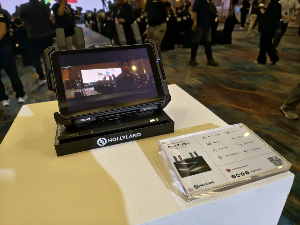 Hollyland Rilis Lima Produk Baru di Indonesia, dari Wireless Monitor hingga Mikrofon 2 HollyLand Pyro 7 Ultra