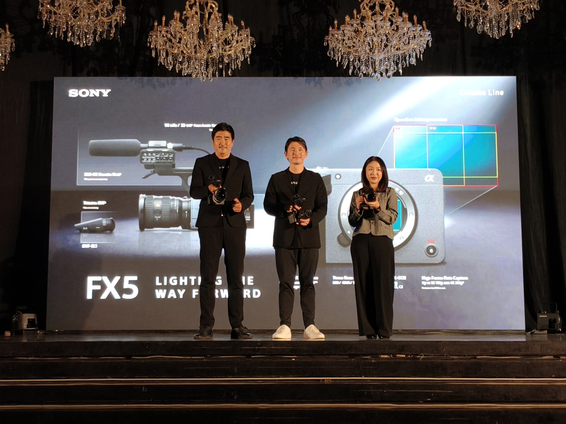 Sony FX5 Hadir di Tanah Air, Kamera Sinematik Ringkas dengan DNA Venice 2 5 Sony FX5