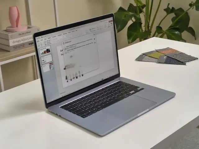 Apple Business Bawa Pengelolaan Bisnis ke Satu Platform, UMKM Pun Bisa Ikut Memanfaatkannya 4 IMG 20260813 115250521 HDR