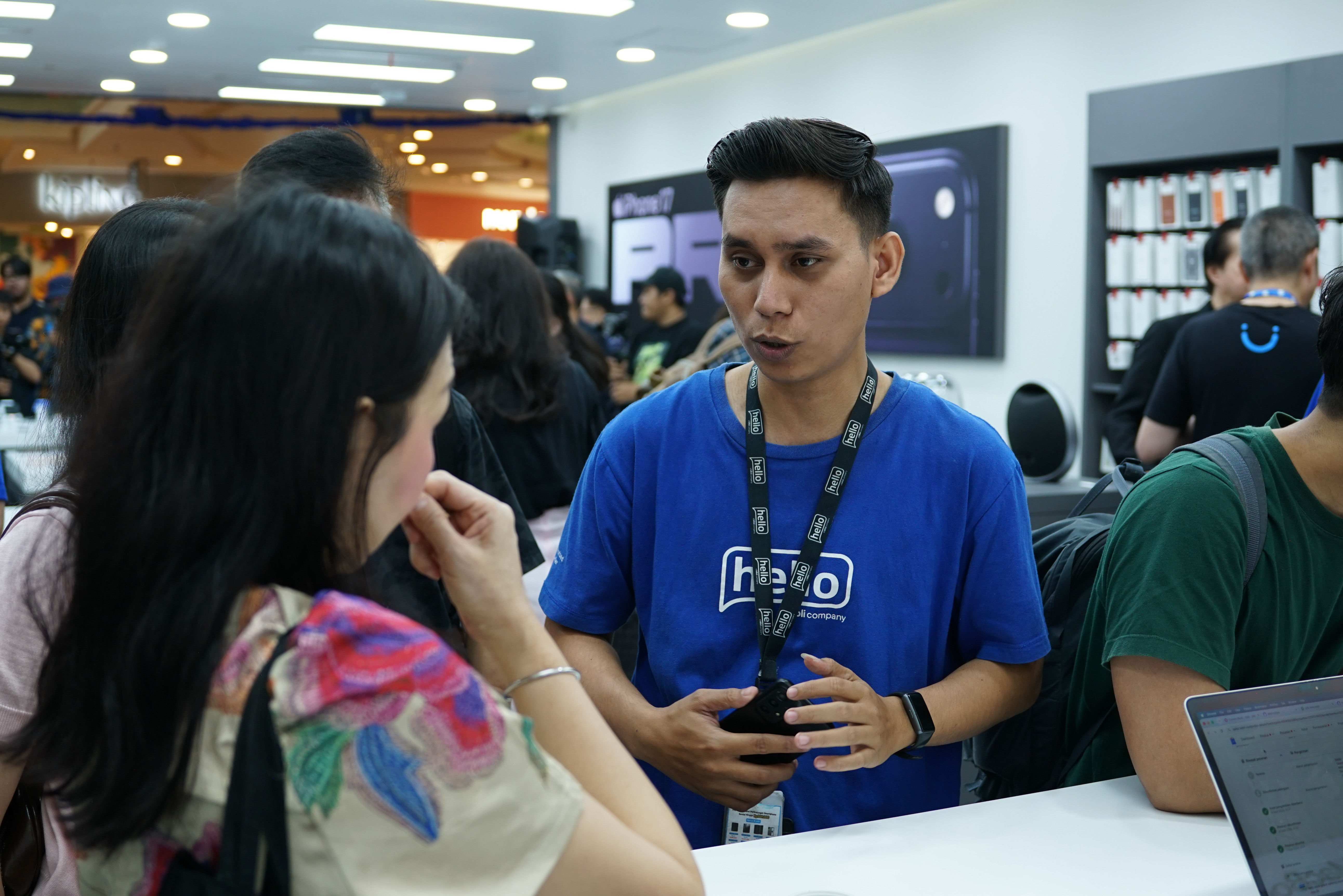 Beli iPhone, iPad hingga Mac di hello Store Bisa Ikut Ruang Kelas 7 hello store Grand Indonesia