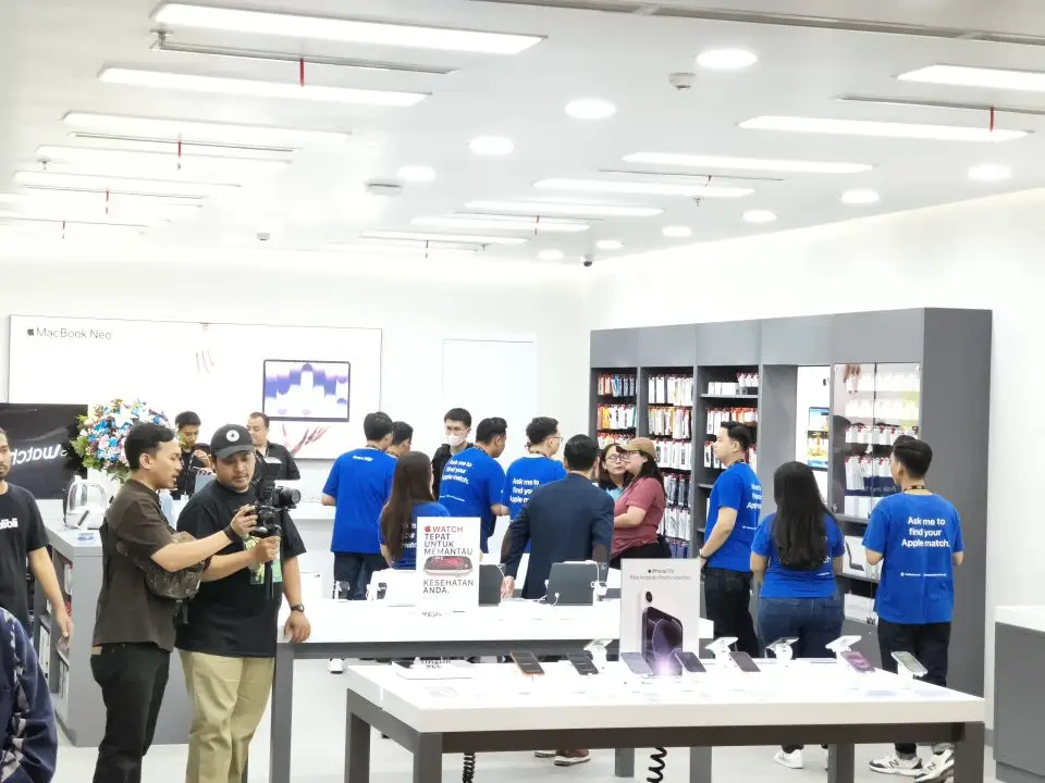 hello Store Resmi Buka di Grand Indonesia, Kini Punya 43 Gerai di Indonesia 2 hello store Authorized Apple Store