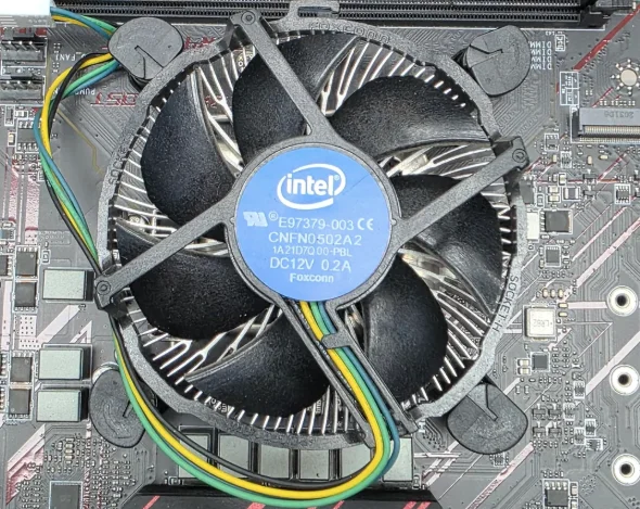 Saat Harga GPU Mahal, Orang Ini Malah Dapat 12 RTX 3070 Gratis! 2 Kipas Intel