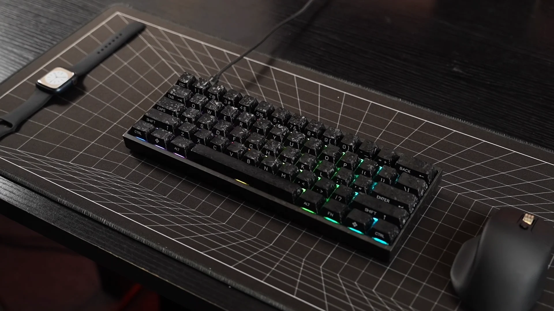 Keychron Carbon 60 HE 8K Hadirkan Keyboard Berbahan Serat Karbon 4 1b8950e4f50fa6b5944f22bfdd6469db
