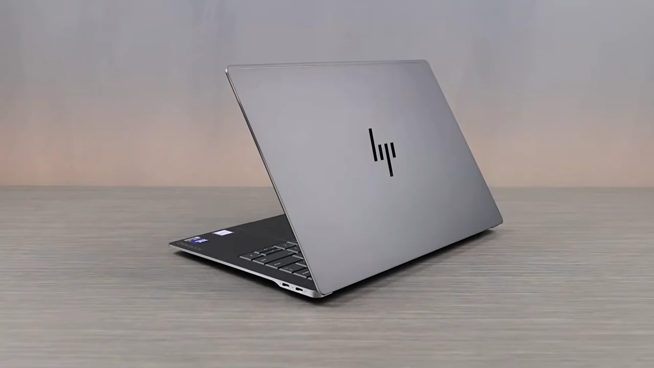 Review HP Omnibook Ultra 14 (2026): Super Tipis, Desain Mewah, Performa Maksimal 6 HP Omnibook Ultra 14 (2026)
