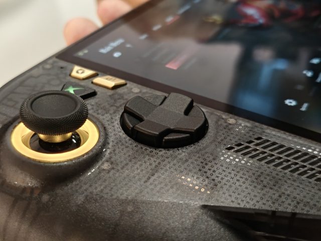 Layar OLED Hingga Transforming D-Pad, Ini Berbagai Peningkatan Yang Dibawa ROG Xbox Ally X20! 4 IMG20261015122943 Custom